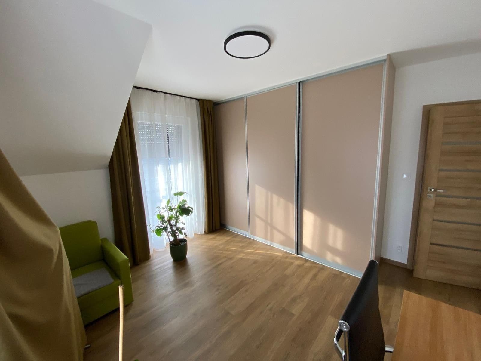 Prenájom domu 137 m², pozemek 200 m², Tursko, Středočeský kraj Prenájom domu 137 m², pozemek 200 m², Tursko, Středočeský kraj