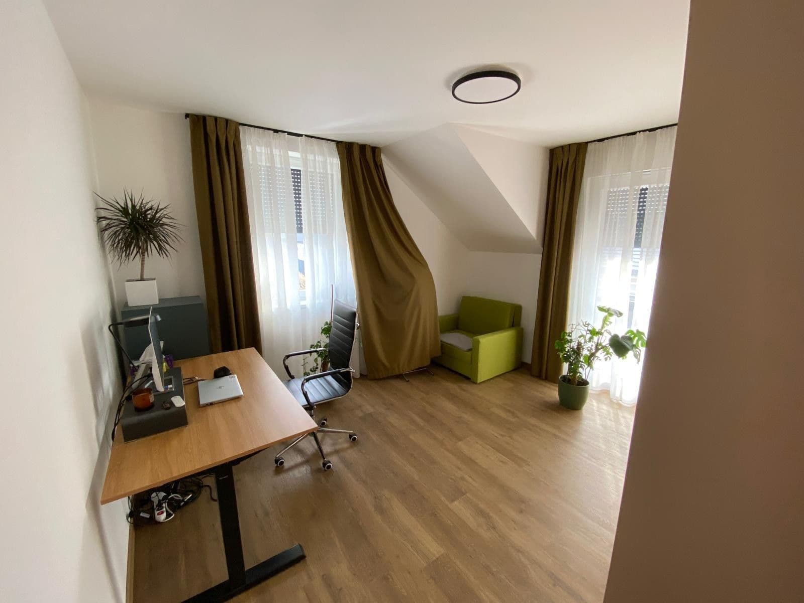 Prenájom domu 137 m², pozemek 200 m², Tursko, Středočeský kraj Prenájom domu 137 m², pozemek 200 m², Tursko, Středočeský kraj