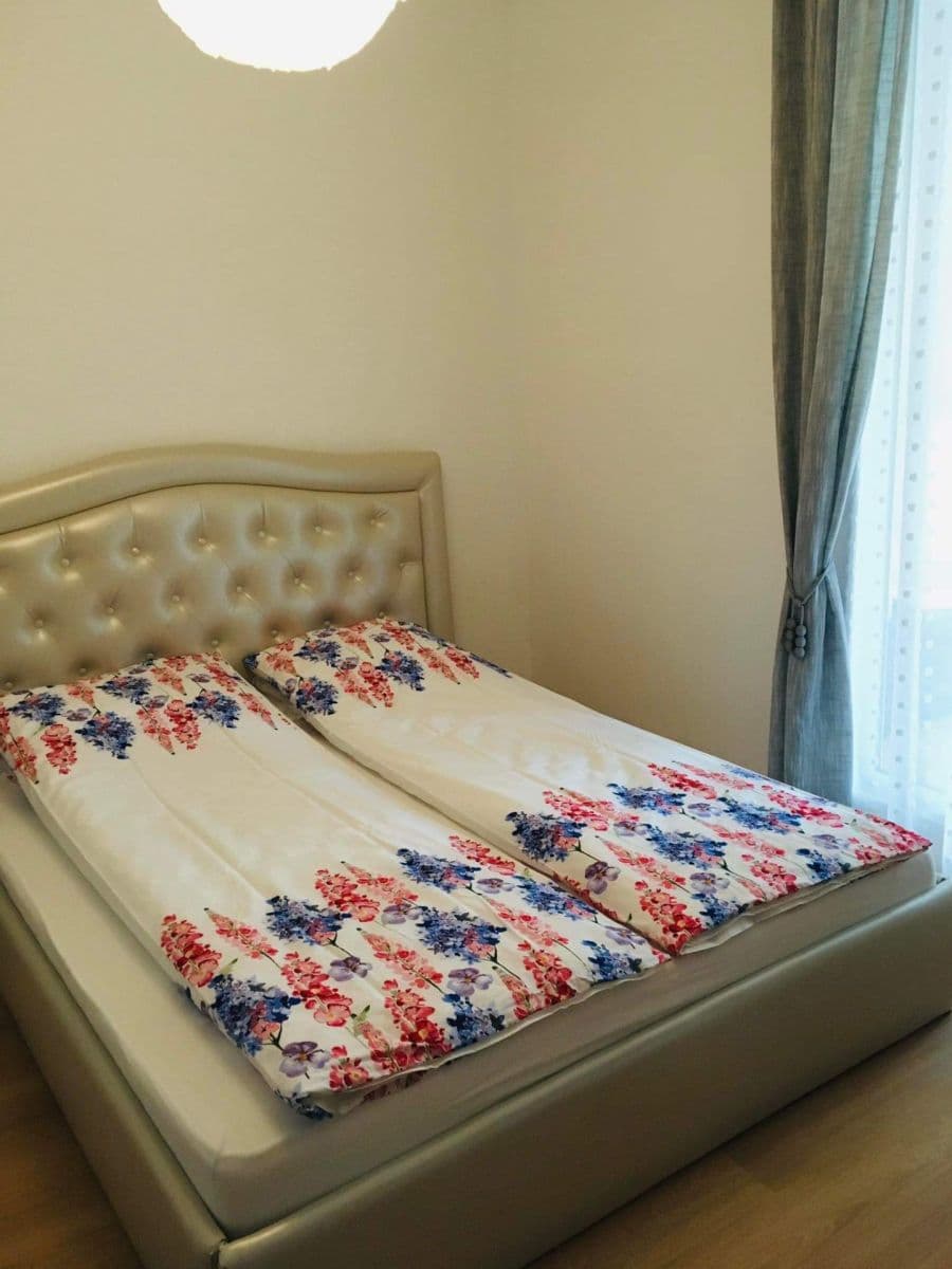 Predaj bytu 2-izbový 41 m², Plzeňská, Praha, Praha Predaj bytu 2-izbový 41 m², Plzeňská, Praha, Praha