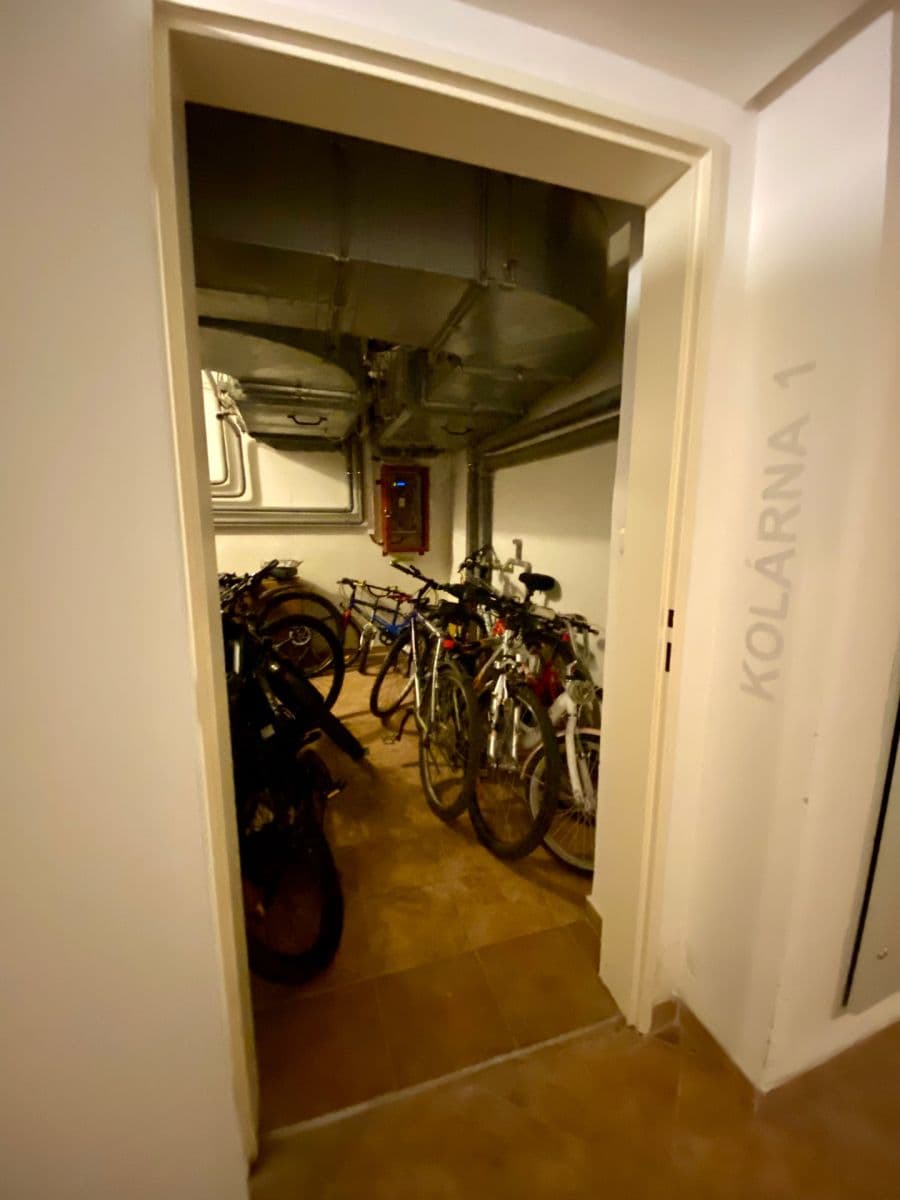 Prenájom bytu 1-izbový 13 m², U Pernikářky, Praha, Praha Prenájom bytu 1-izbový 13 m², U Pernikářky, Praha, Praha