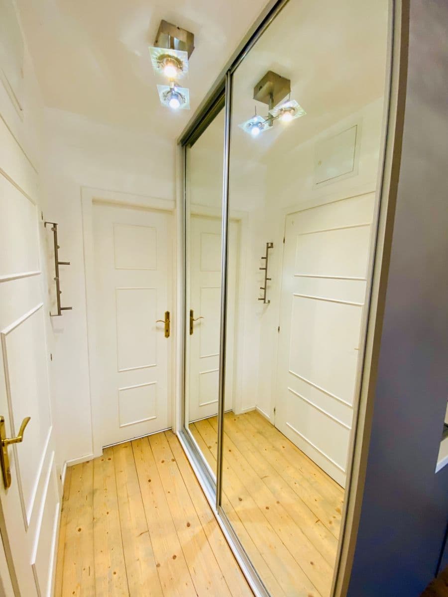 Prenájom bytu 1-izbový 13 m², U Pernikářky, Praha, Praha Prenájom bytu 1-izbový 13 m², U Pernikářky, Praha, Praha