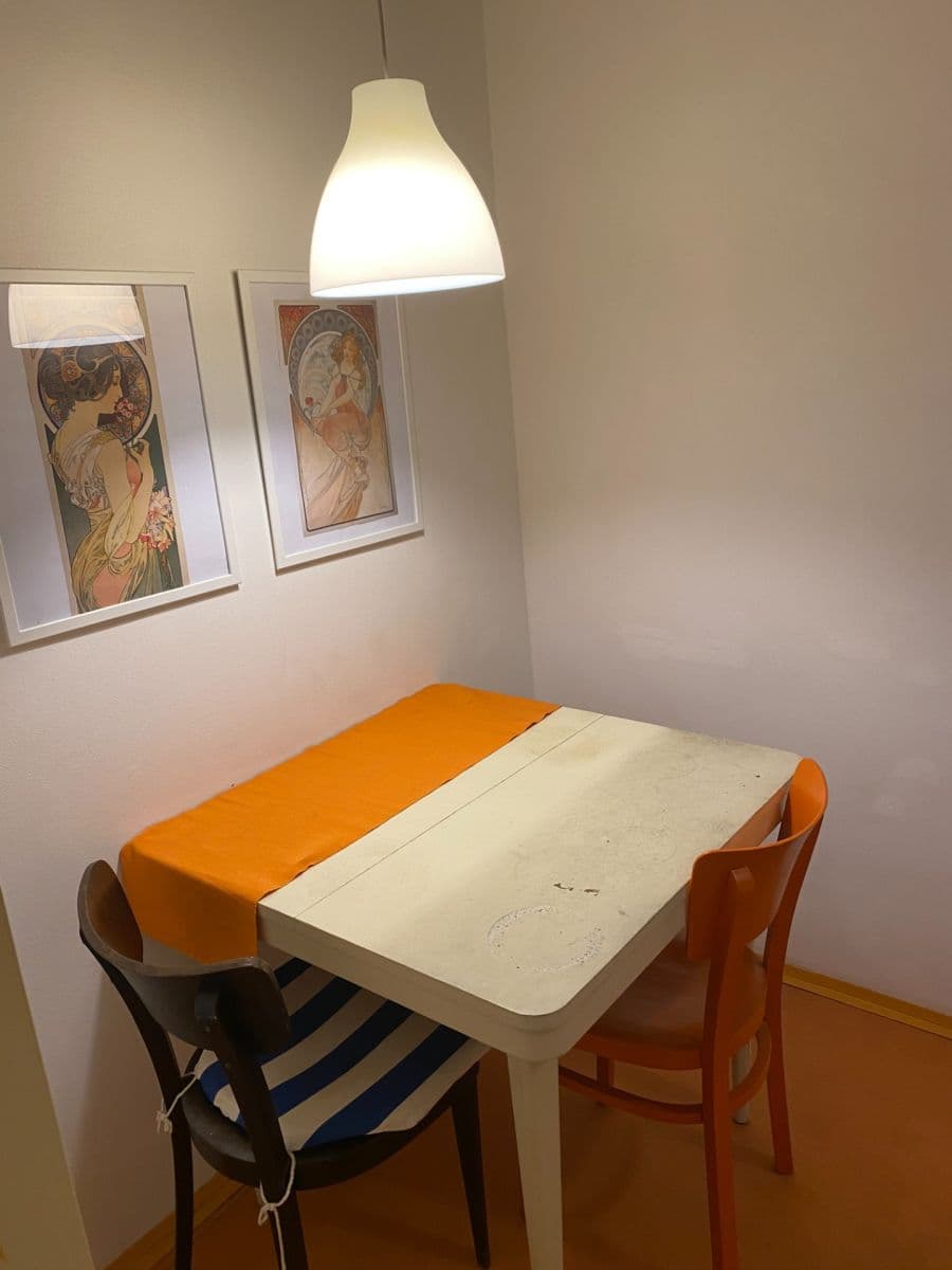 Prenájom bytu 2-izbový 50 m², Nuselská, Praha, Praha Prenájom bytu 2-izbový 50 m², Nuselská, Praha, Praha