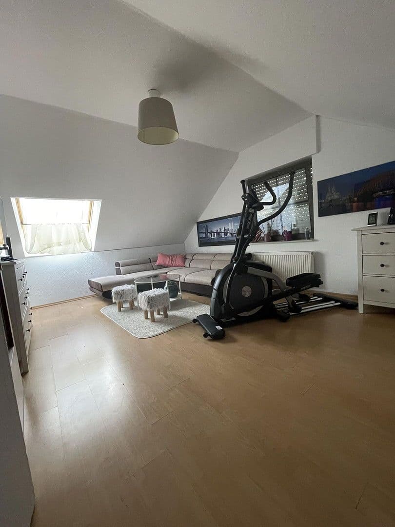 Predaj domu 129 m², pozemek 309 m², Rösrath, Severné Porýnie - Westfálsko Predaj domu 129 m², pozemek 309 m², Rösrath, Severné Porýnie - Westfálsko