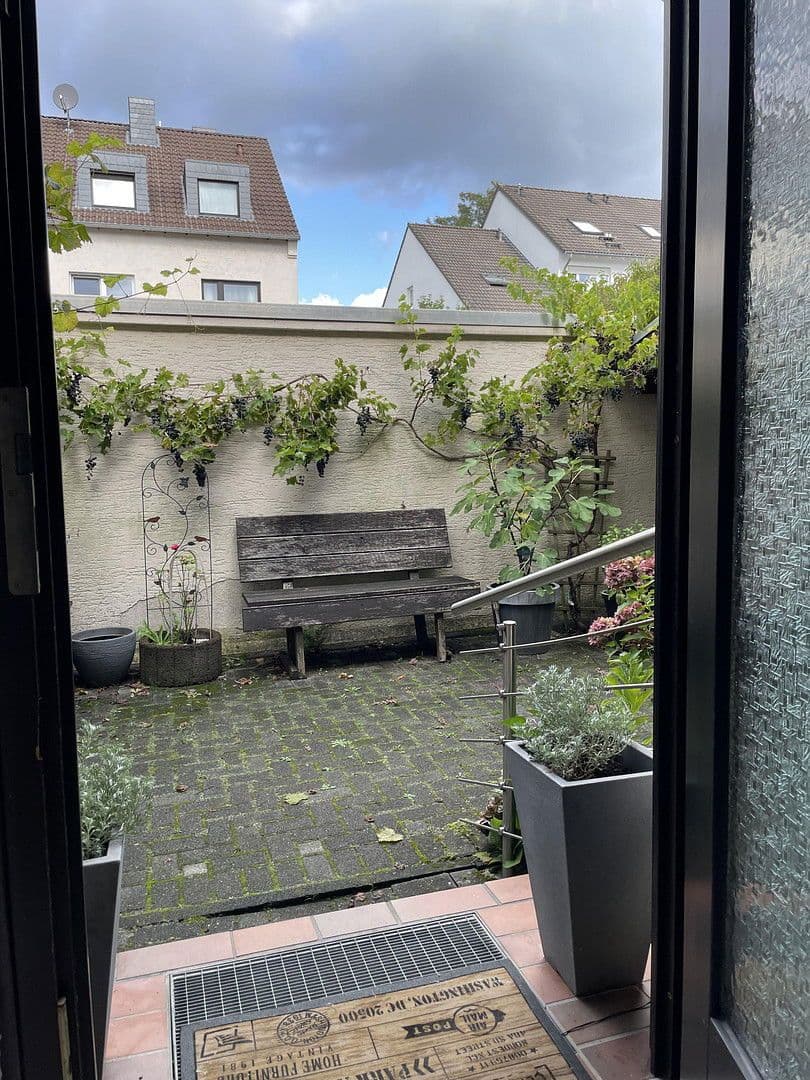 Predaj domu 129 m², pozemek 309 m², Rösrath, Severné Porýnie - Westfálsko Predaj domu 129 m², pozemek 309 m², Rösrath, Severné Porýnie - Westfálsko