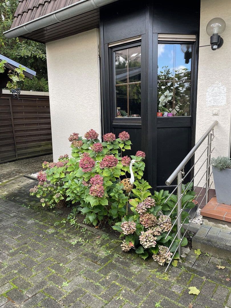 Predaj domu 129 m², pozemek 309 m², Rösrath, Severné Porýnie - Westfálsko Predaj domu 129 m², pozemek 309 m², Rösrath, Severné Porýnie - Westfálsko