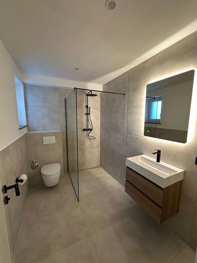 Prenájom bytu 3-izbový 105 m², Johannesstraße 55a, Stuttgart, Bádensko-Wurttembersko Prenájom bytu 3-izbový 105 m², Johannesstraße 55a, Stuttgart, Bádensko-Wurttembersko