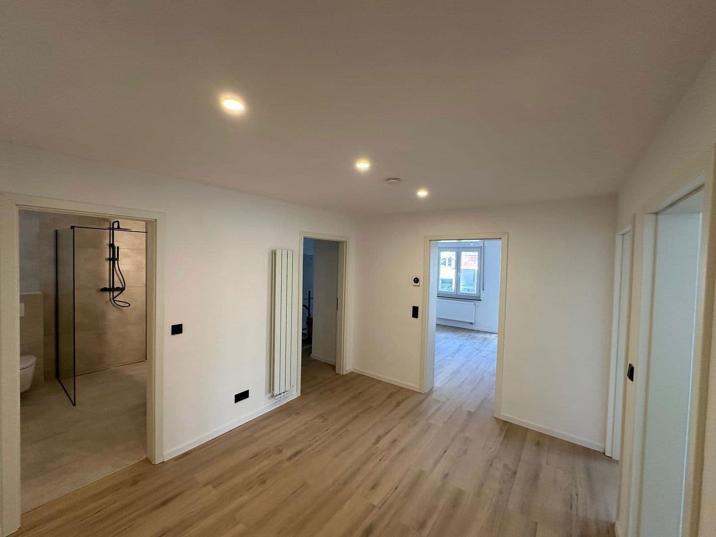 Prenájom bytu 3-izbový 105 m², Johannesstraße 55a, Stuttgart, Bádensko-Wurttembersko Prenájom bytu 3-izbový 105 m², Johannesstraße 55a, Stuttgart, Bádensko-Wurttembersko