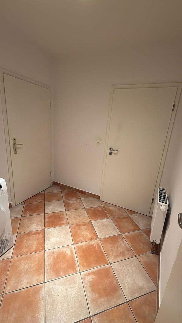 Prenájom bytu 2-izbový 68 m², Schwabacher Straße 3, Fürth, Bavorsko Prenájom bytu 2-izbový 68 m², Schwabacher Straße 3, Fürth, Bavorsko