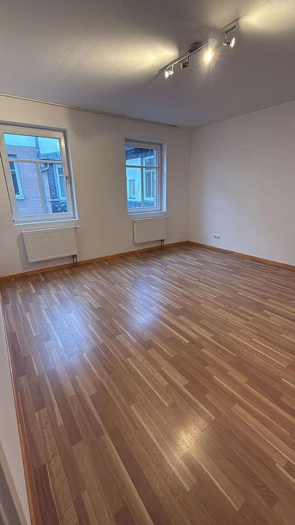 Prenájom bytu 2-izbový 68 m², Schwabacher Straße 3, Fürth, Bavorsko Prenájom bytu 2-izbový 68 m², Schwabacher Straße 3, Fürth, Bavorsko