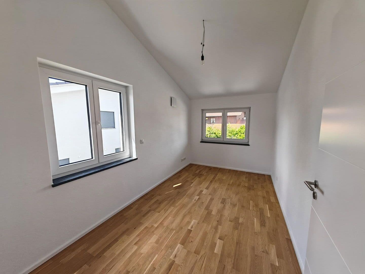 Predaj domu 153 m², pozemek 206 m², Brunnthal, Bavorsko Predaj domu 153 m², pozemek 206 m², Brunnthal, Bavorsko