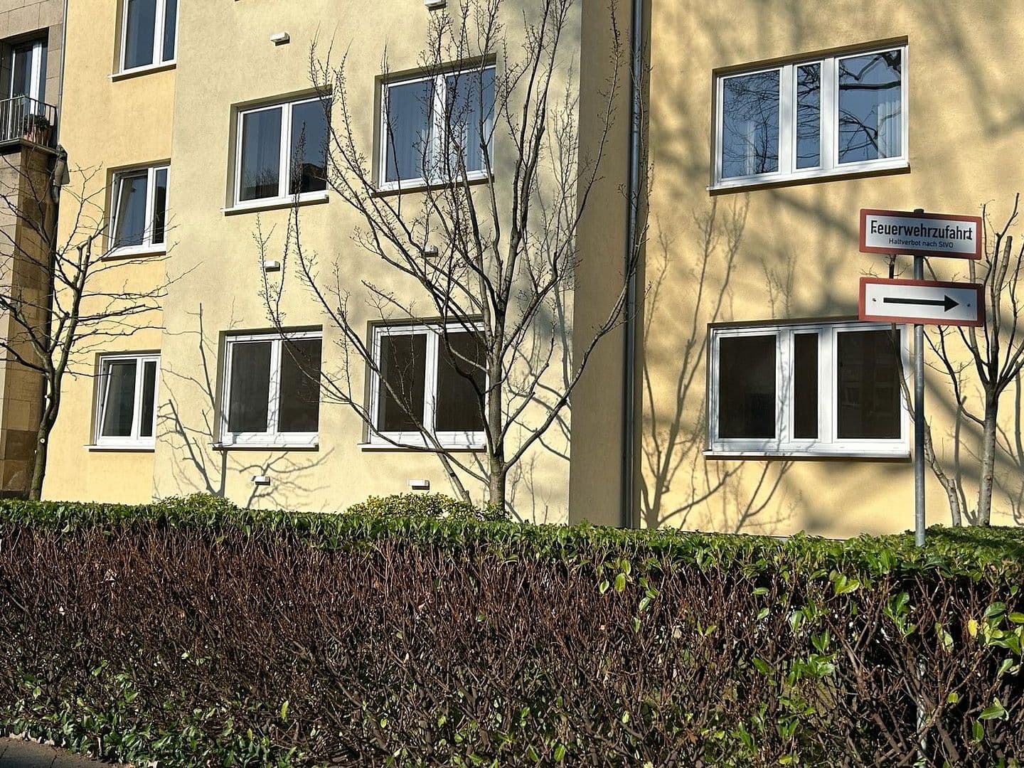 Prenájom bytu 4-izbový 165 m², Düsseldorf, Severné Porýnie - Westfálsko Prenájom bytu 4-izbový 165 m², Düsseldorf, Severné Porýnie - Westfálsko