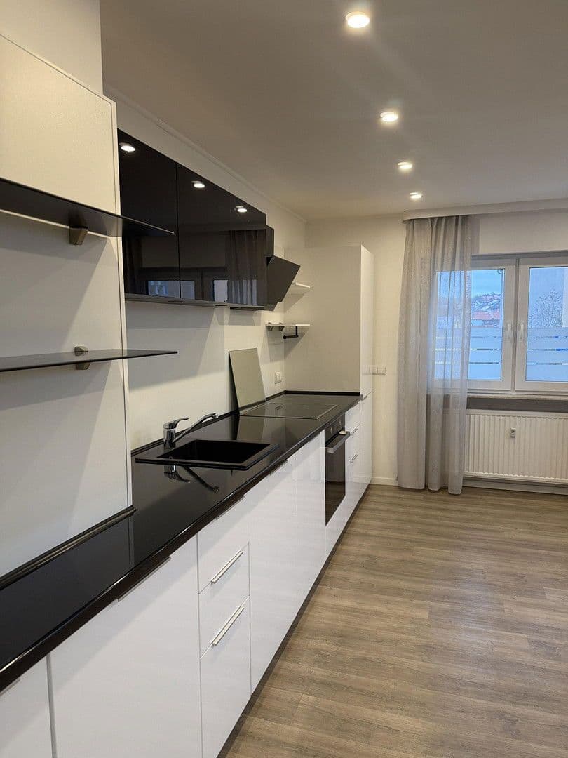 Predaj domu 231 m², pozemek 325 m², Eisingen, Bavorsko Predaj domu 231 m², pozemek 325 m², Eisingen, Bavorsko