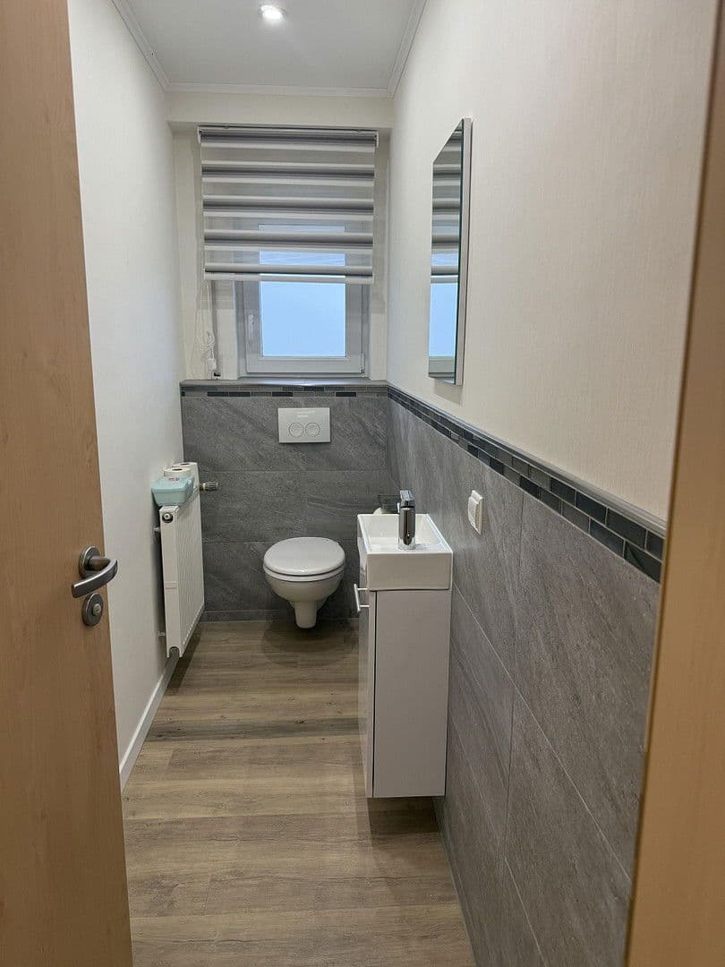 Predaj domu 231 m², pozemek 325 m², Eisingen, Bavorsko Predaj domu 231 m², pozemek 325 m², Eisingen, Bavorsko