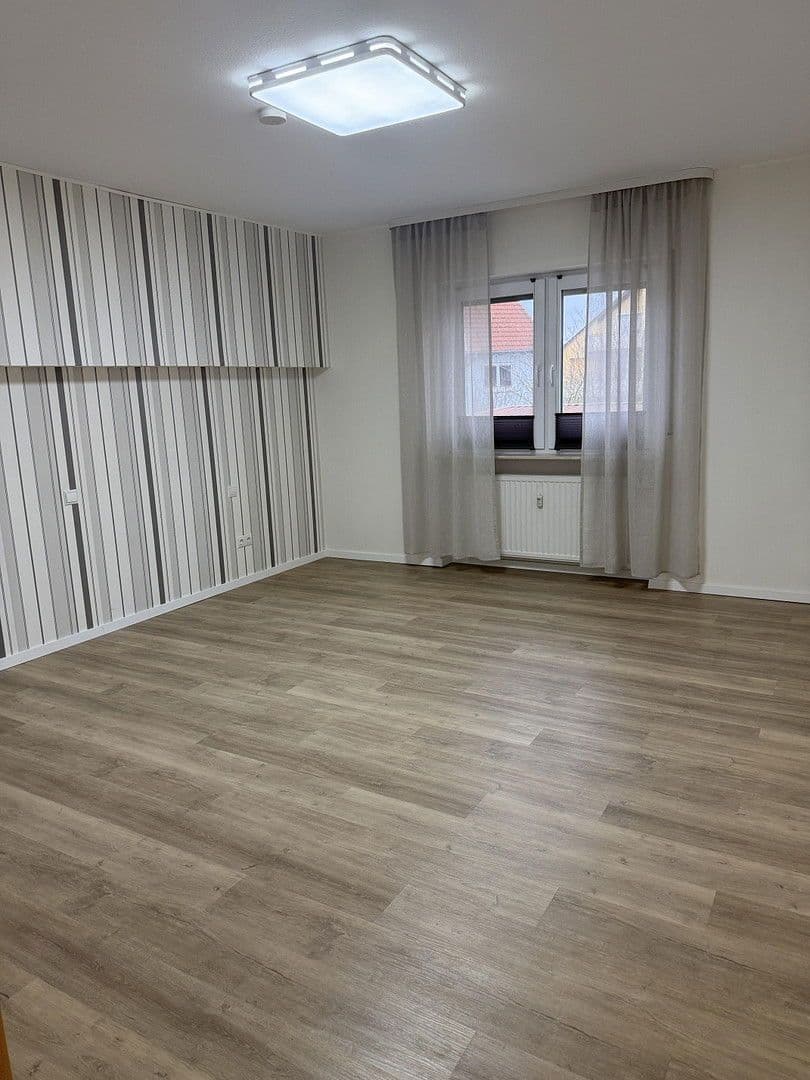 Predaj domu 231 m², pozemek 325 m², Eisingen, Bavorsko Predaj domu 231 m², pozemek 325 m², Eisingen, Bavorsko