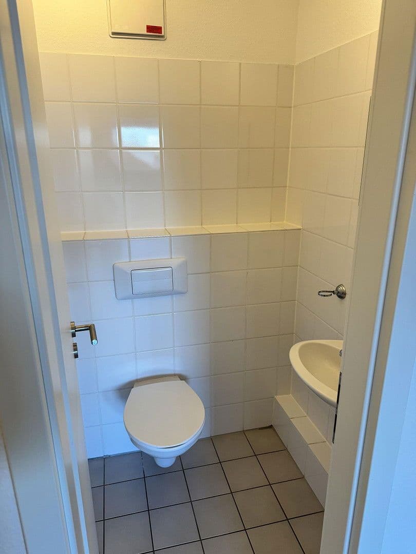 Prenájom bytu 2-izbový 63 m², Schuhmannstr. 55b, Offenbach, Hesensko Prenájom bytu 2-izbový 63 m², Schuhmannstr. 55b, Offenbach, Hesensko