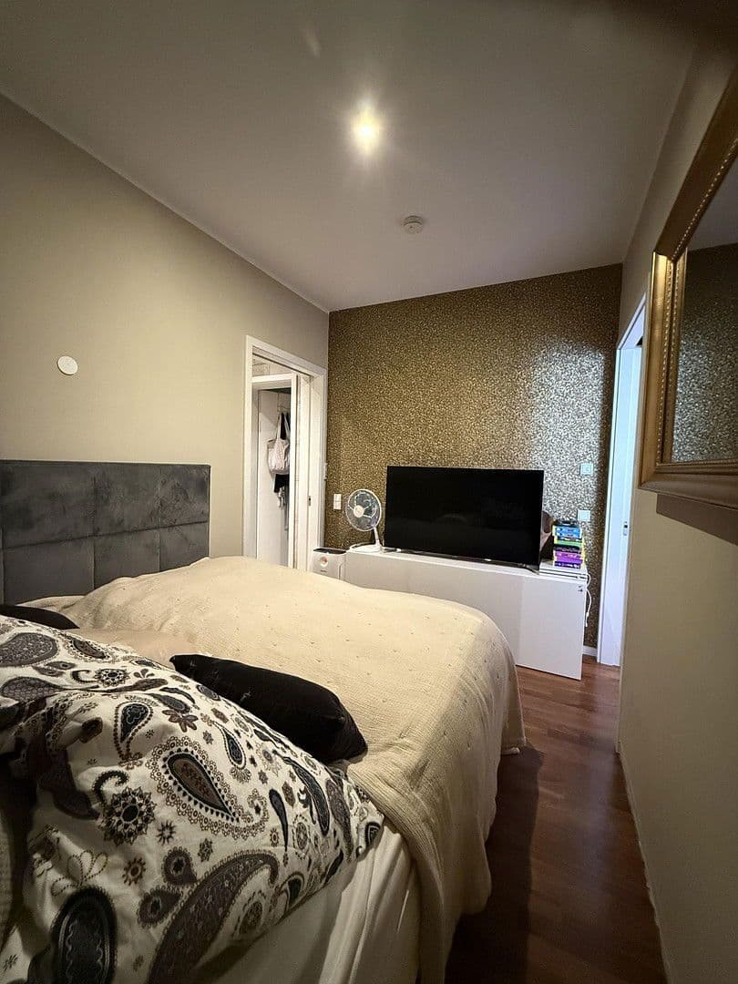 Predaj bytu 3-izbový 113 m², Berlin, Berlín Predaj bytu 3-izbový 113 m², Berlin, Berlín