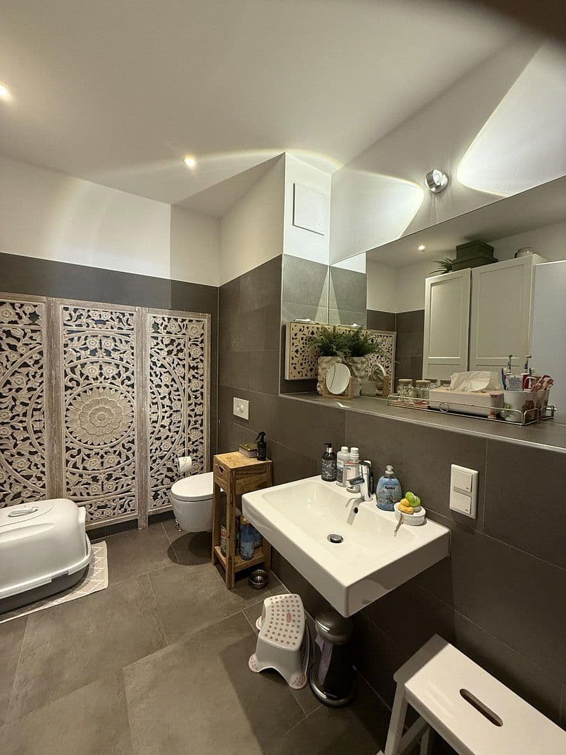 Predaj bytu 3-izbový 113 m², Berlin, Berlín Predaj bytu 3-izbový 113 m², Berlin, Berlín