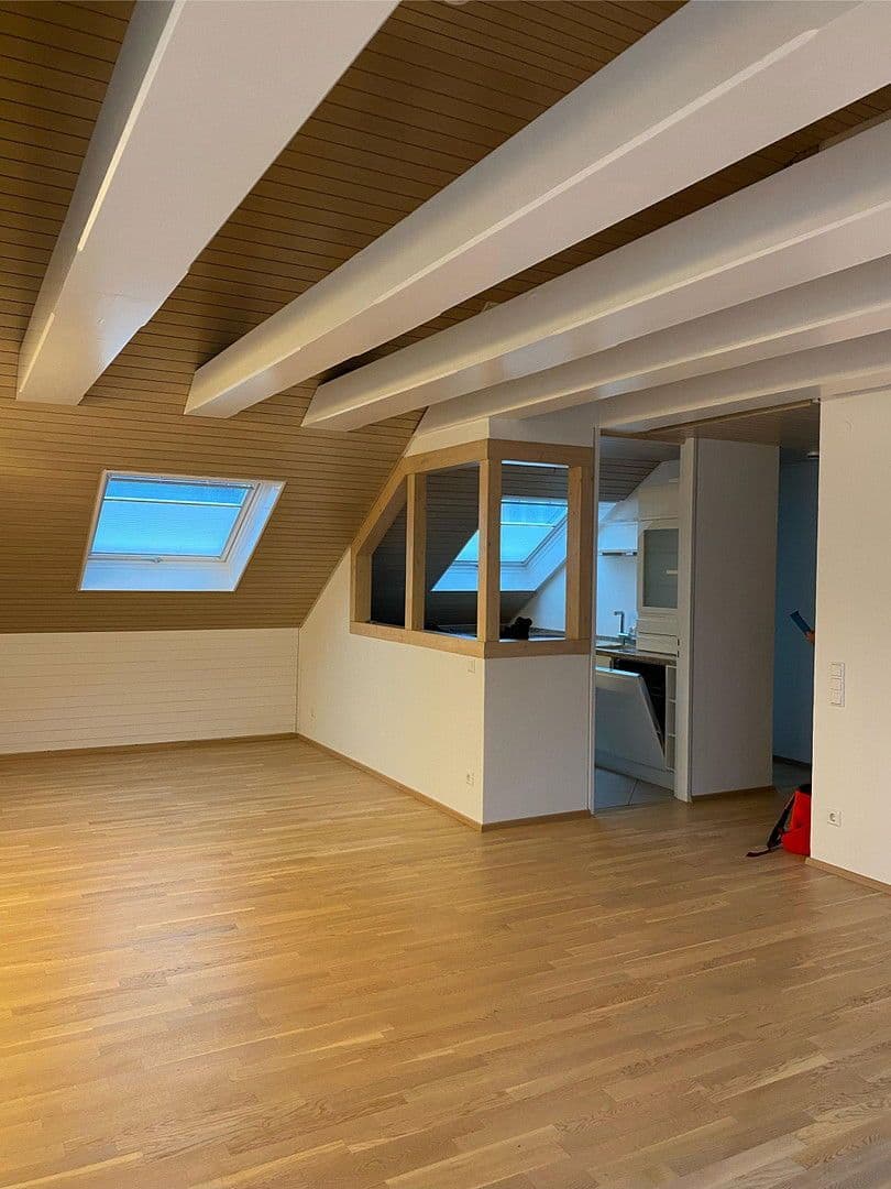 Predaj bytu 3-izbový 76 m², Stuttgart, Bádensko-Wurttembersko Predaj bytu 3-izbový 76 m², Stuttgart, Bádensko-Wurttembersko