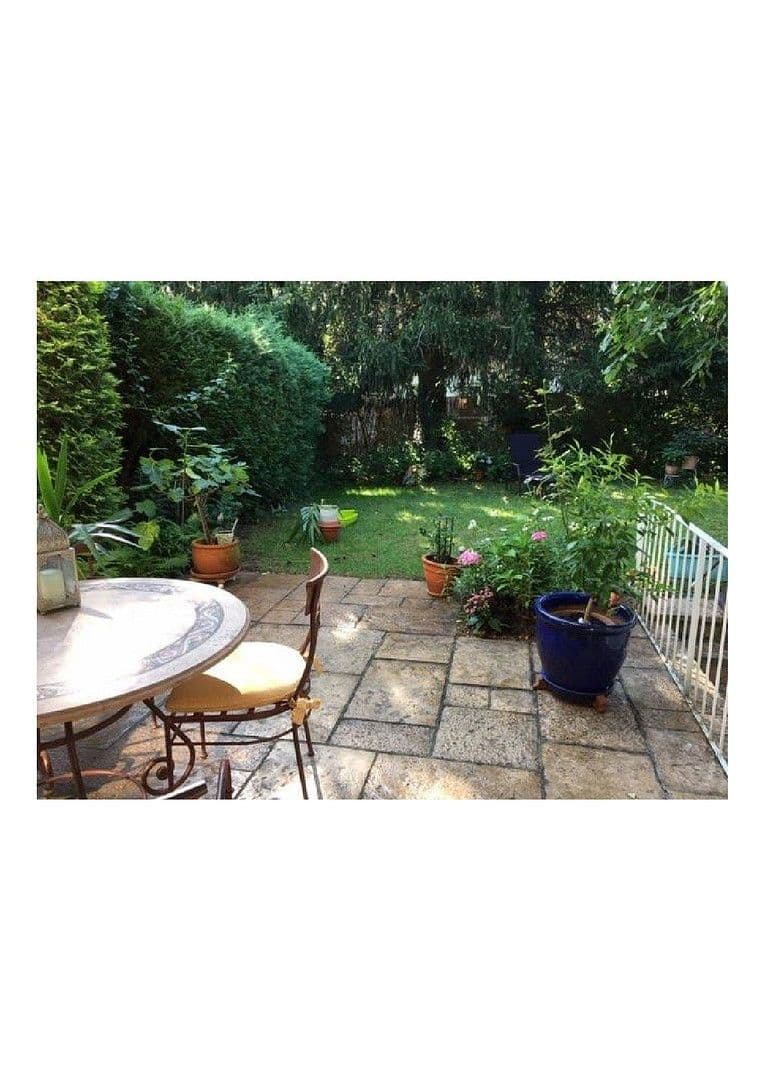 Predaj domu 117 m², pozemek 362 m², München, Bavorsko Predaj domu 117 m², pozemek 362 m², München, Bavorsko