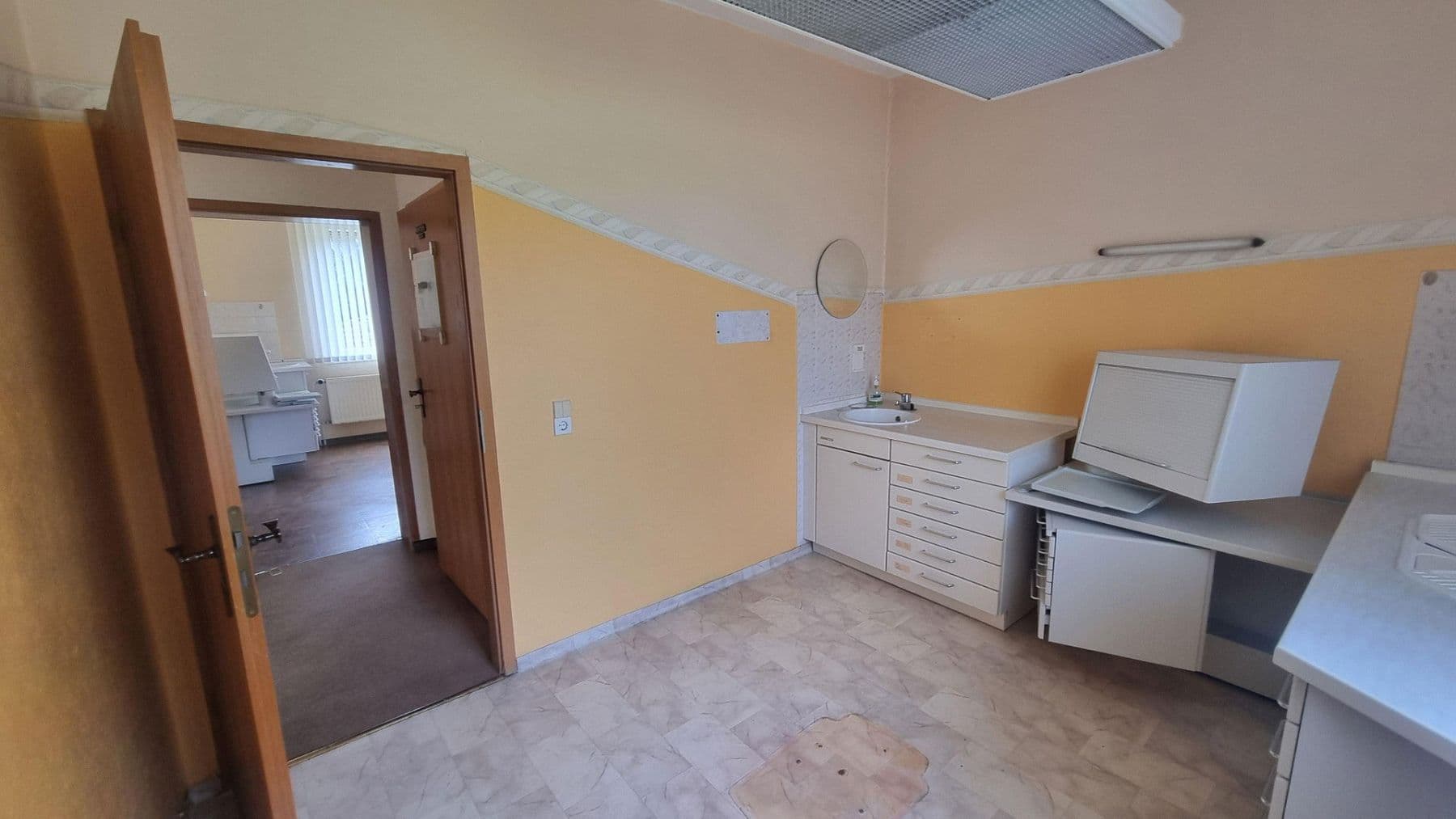 Predaj domu 180 m², pozemek 575 m², Lange Straße 9, Viereck, Meklenbursko-Predpomoransko Predaj domu 180 m², pozemek 575 m², Lange Straße 9, Viereck, Meklenbursko-Predpomoransko