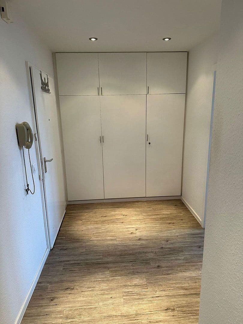 Prenájom bytu 3-izbový 85 m², Am Emmersberg 43, Saarbrücken, Sársko Prenájom bytu 3-izbový 85 m², Am Emmersberg 43, Saarbrücken, Sársko