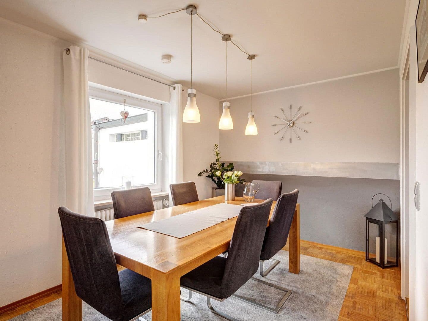 Predaj domu 237 m², pozemek 992 m², Reichertshausen - Steinkirchen, Bavorsko Predaj domu 237 m², pozemek 992 m², Reichertshausen - Steinkirchen, Bavorsko