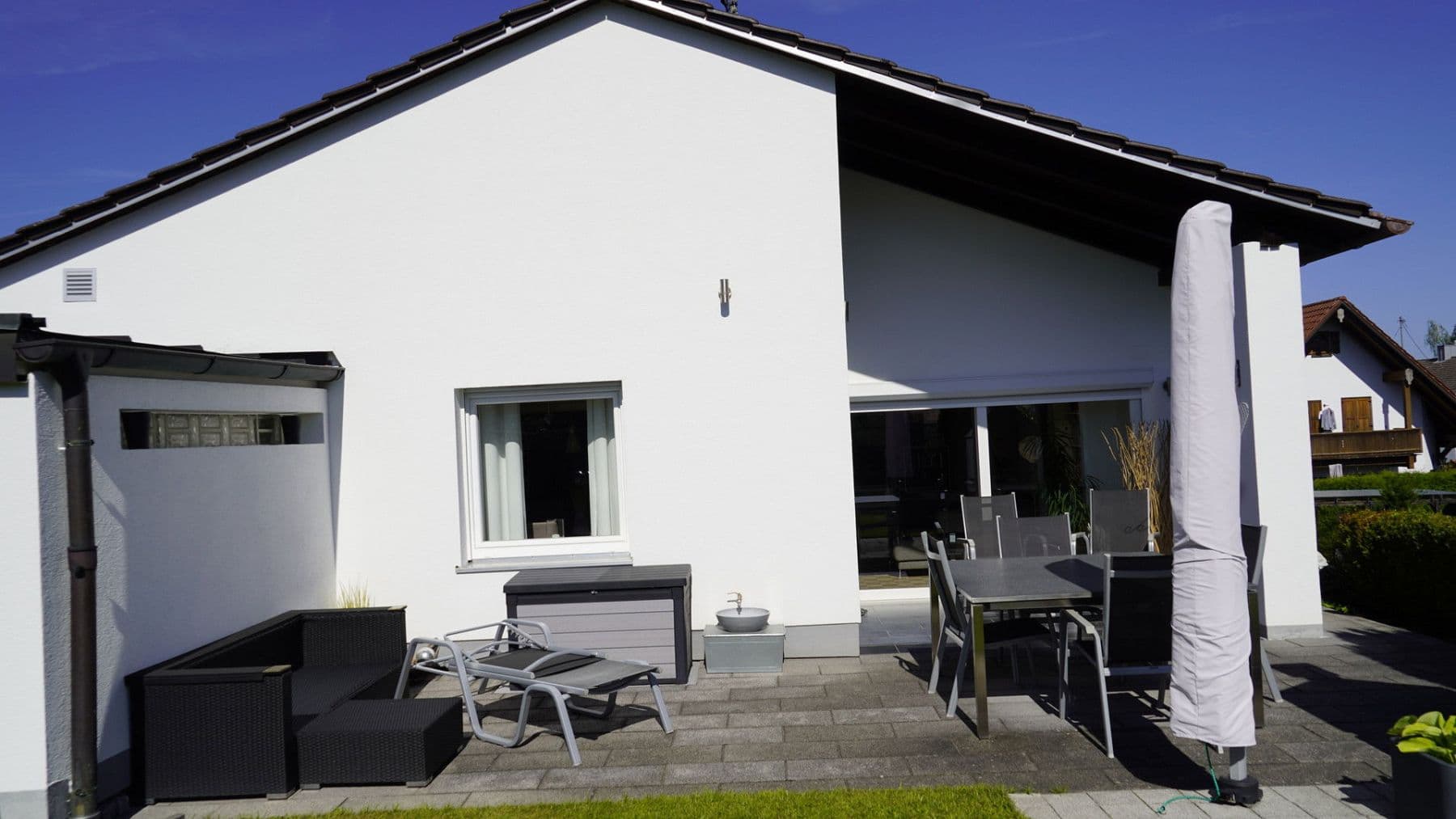 Predaj domu 237 m², pozemek 992 m², Reichertshausen - Steinkirchen, Bavorsko Predaj domu 237 m², pozemek 992 m², Reichertshausen - Steinkirchen, Bavorsko