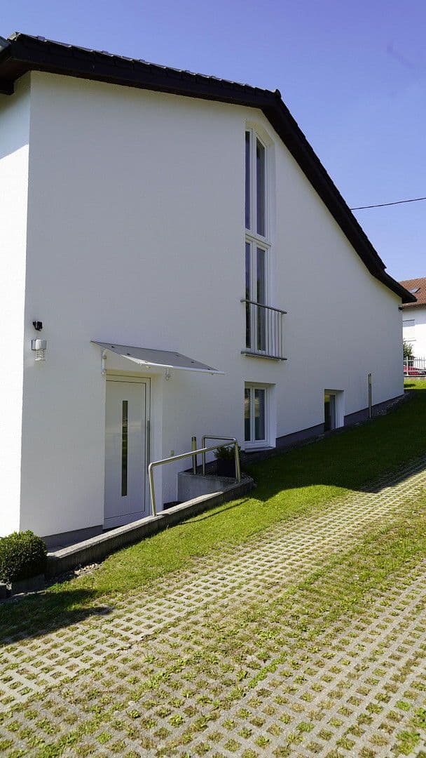 Predaj domu 237 m², pozemek 992 m², Reichertshausen - Steinkirchen, Bavorsko Predaj domu 237 m², pozemek 992 m², Reichertshausen - Steinkirchen, Bavorsko