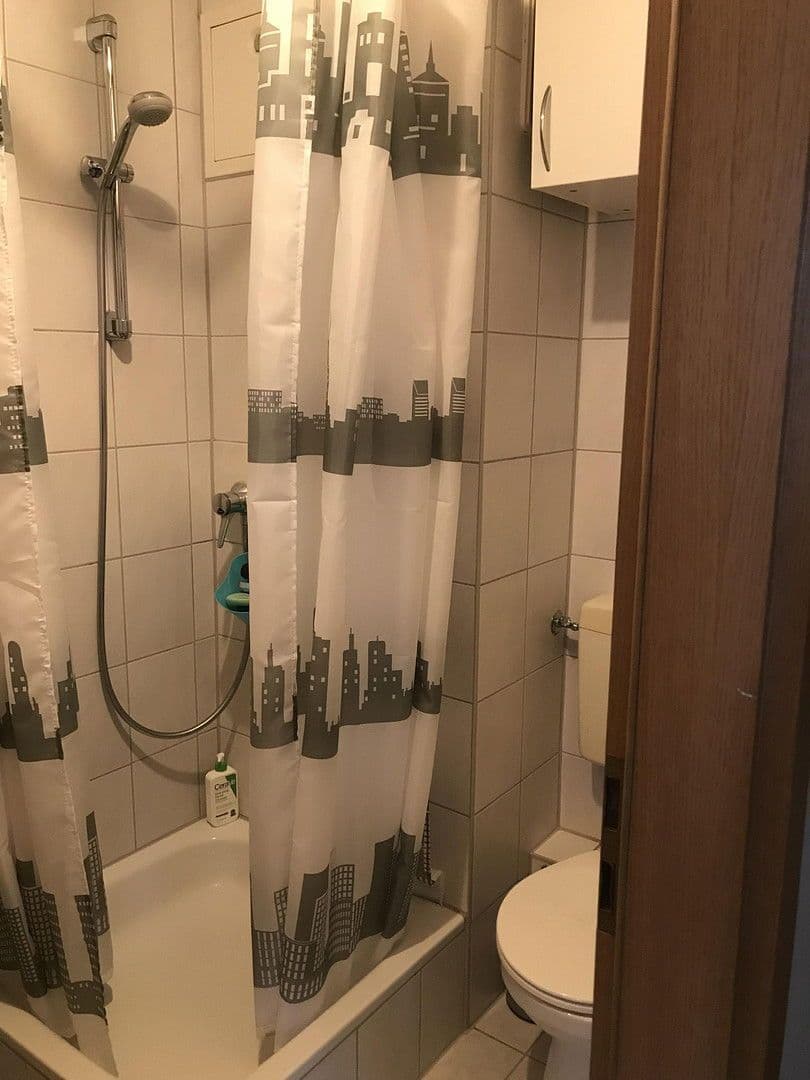 Prenájom bytu 1-izbový 24 m², Bayreuther Str. 47, Erlangen, Bavorsko Prenájom bytu 1-izbový 24 m², Bayreuther Str. 47, Erlangen, Bavorsko