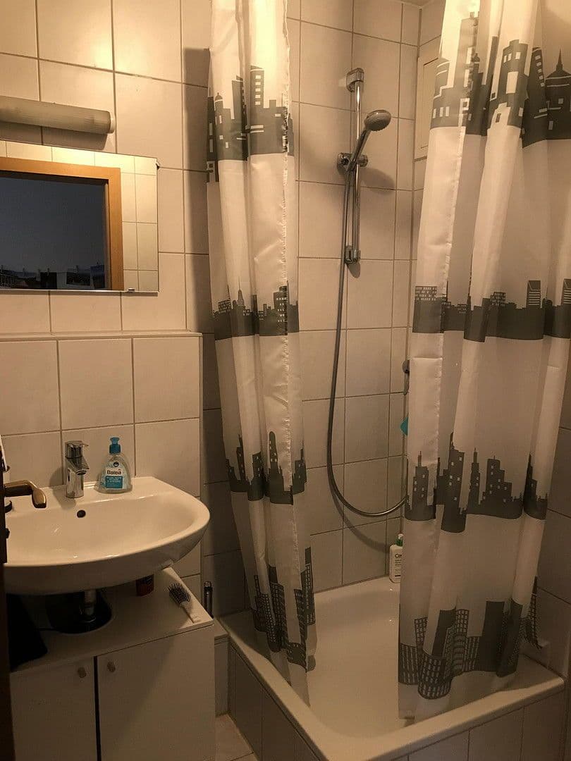 Prenájom bytu 1-izbový 24 m², Bayreuther Str. 47, Erlangen, Bavorsko Prenájom bytu 1-izbový 24 m², Bayreuther Str. 47, Erlangen, Bavorsko