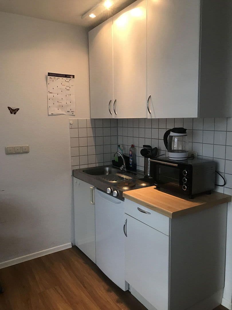 Prenájom bytu 1-izbový 24 m², Bayreuther Str. 47, Erlangen, Bavorsko Prenájom bytu 1-izbový 24 m², Bayreuther Str. 47, Erlangen, Bavorsko