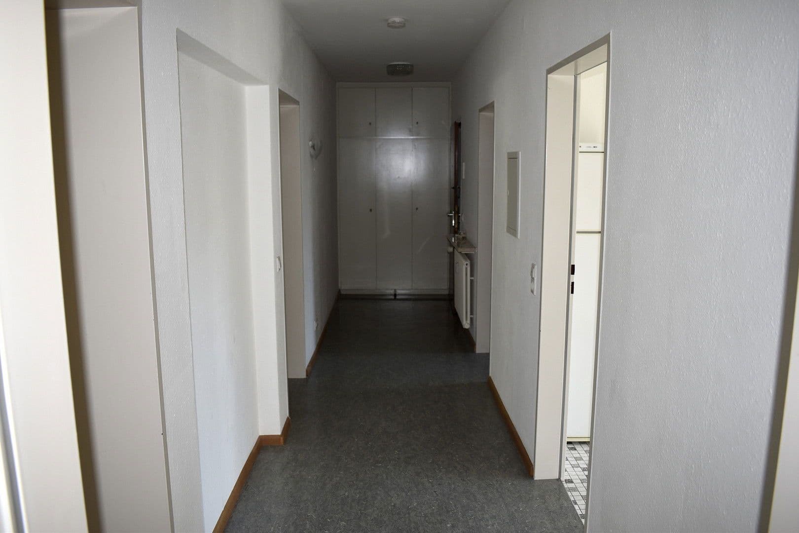 Prenájom bytu 3-izbový 88 m², Bad Säckingen, Bádensko-Wurttembersko Prenájom bytu 3-izbový 88 m², Bad Säckingen, Bádensko-Wurttembersko