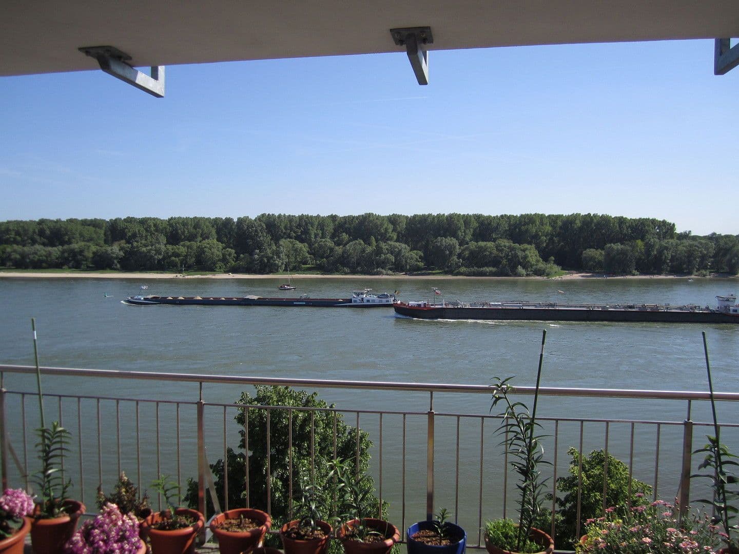 Prenájom bytu 3-izbový 98 m², Köln, Severné Porýnie - Westfálsko Prenájom bytu 3-izbový 98 m², Köln, Severné Porýnie - Westfálsko