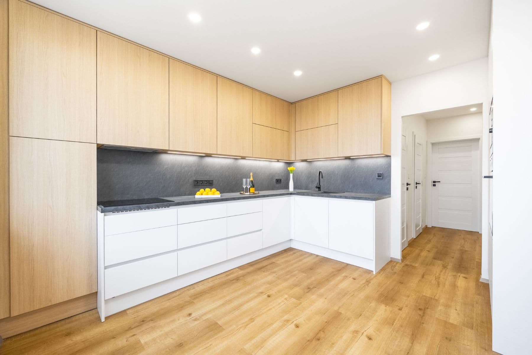 Predaj bytu 3-izbový 79 m², Vybíralova, Praha, Praha Predaj bytu 3-izbový 79 m², Vybíralova, Praha, Praha