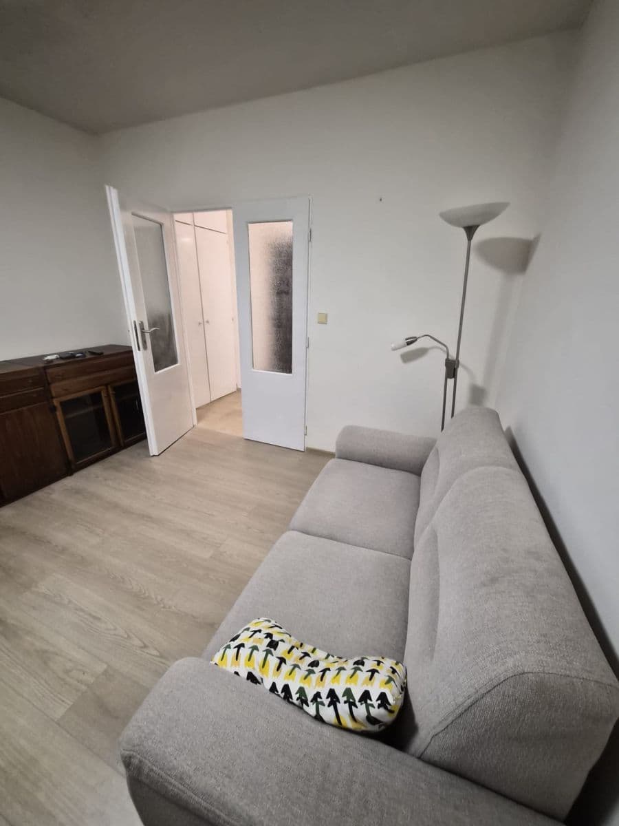 Prenájom bytu 3-izbový 67 m², Červeného kříže, Česká Lípa, Liberecký kraj Prenájom bytu 3-izbový 67 m², Červeného kříže, Česká Lípa, Liberecký kraj