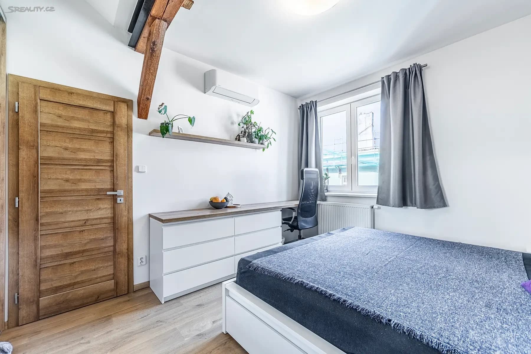 Prenájom bytu 2-izbový 47 m², Kotlaska, Praha, Praha Prenájom bytu 2-izbový 47 m², Kotlaska, Praha, Praha