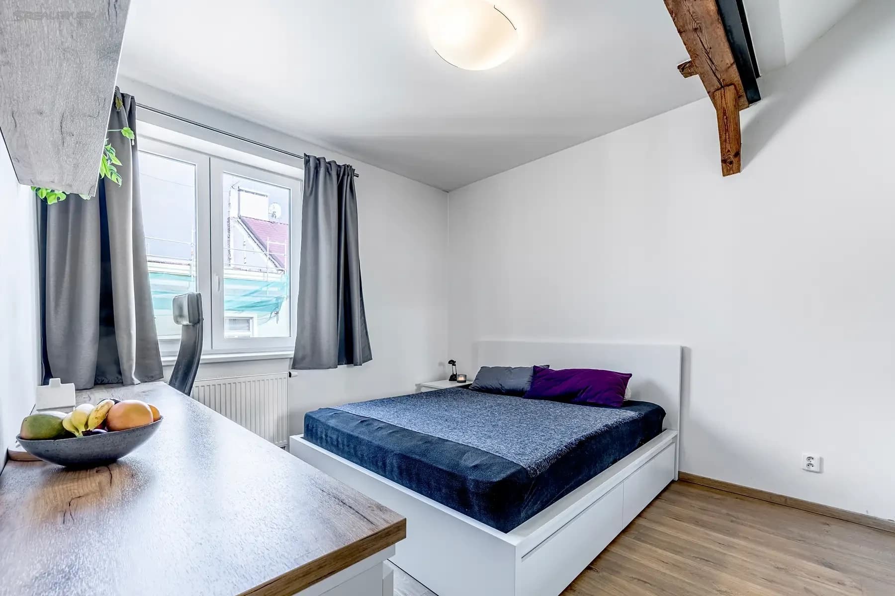 Prenájom bytu 2-izbový 47 m², Kotlaska, Praha, Praha Prenájom bytu 2-izbový 47 m², Kotlaska, Praha, Praha