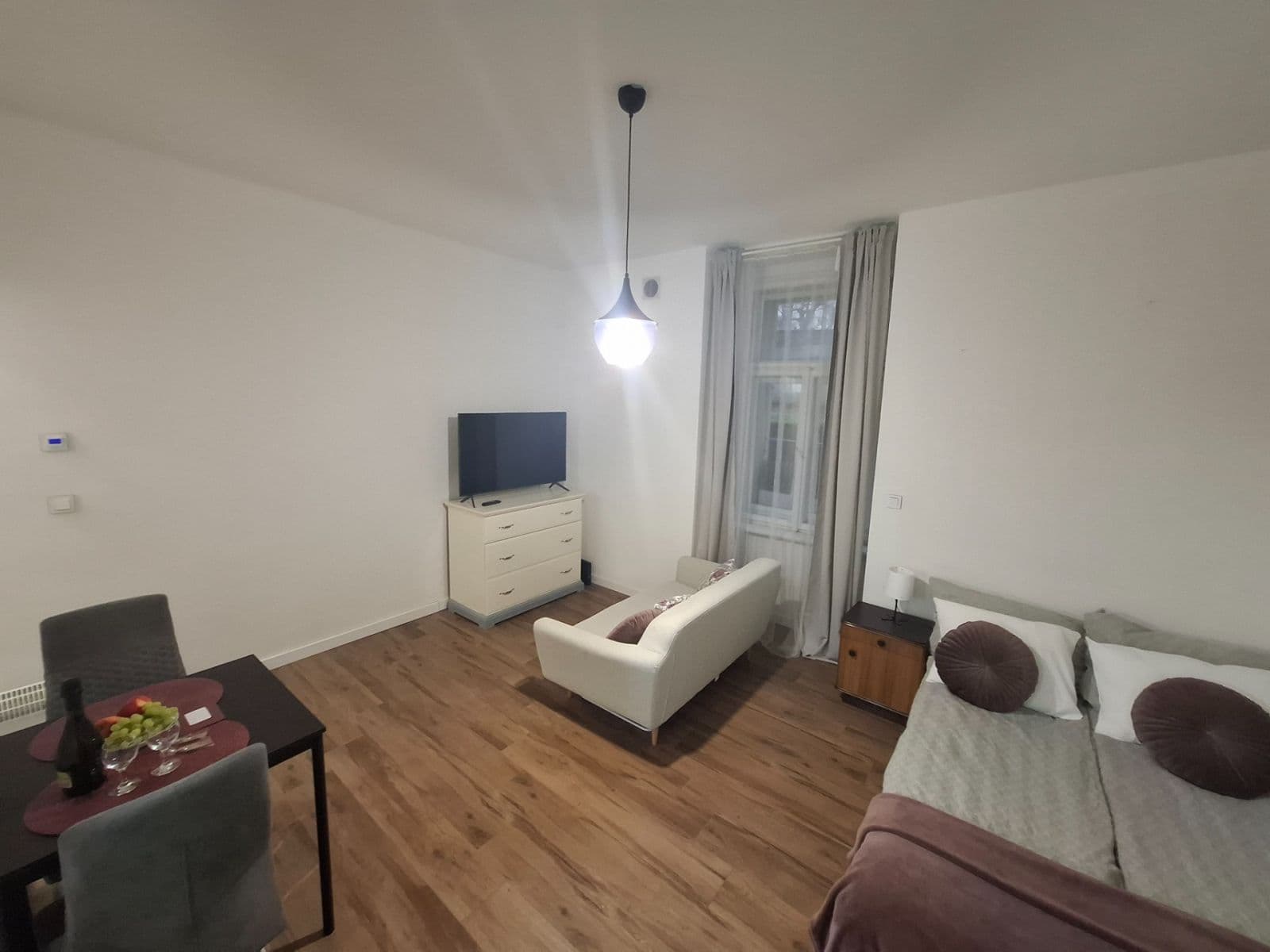 Prenájom bytu 1-izbový 25 m², Korunní, Praha, Praha Prenájom bytu 1-izbový 25 m², Korunní, Praha, Praha