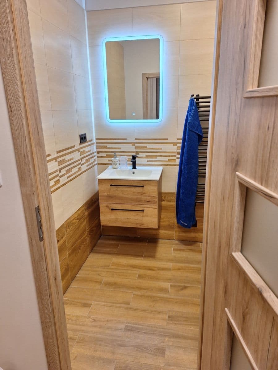 Prenájom bytu 2-izbový 48 m², Pardubická, Praha, Praha Prenájom bytu 2-izbový 48 m², Pardubická, Praha, Praha