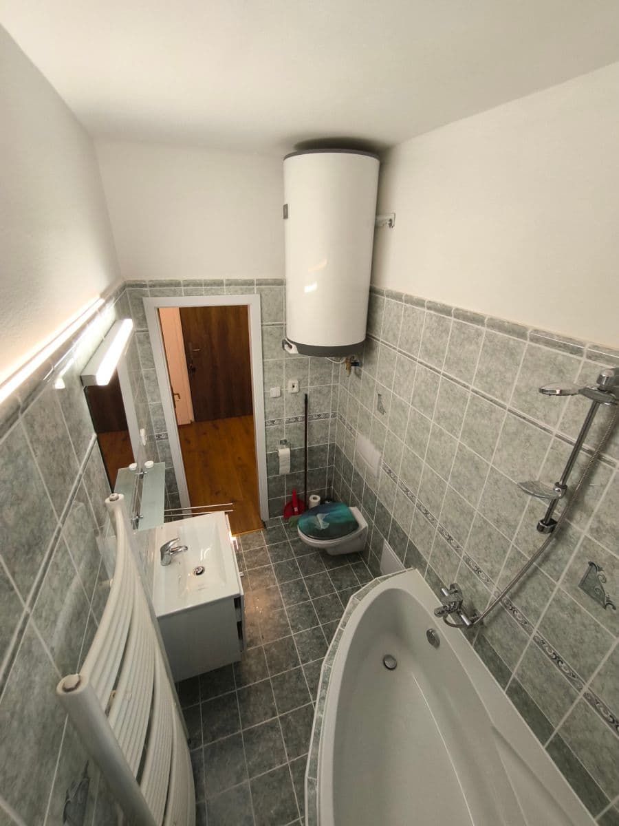 Prenájom bytu 3-izbový 55 m², Pokratická, Litoměřice, Ústecký kraj Prenájom bytu 3-izbový 55 m², Pokratická, Litoměřice, Ústecký kraj