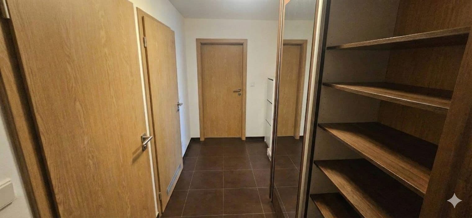 Prenájom bytu 2-izbový 70 m², Nad Statkem, Praha, Praha Prenájom bytu 2-izbový 70 m², Nad Statkem, Praha, Praha