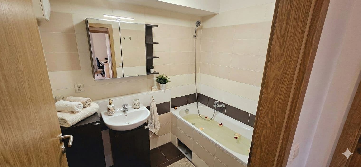 Prenájom bytu 2-izbový 70 m², Nad Statkem, Praha, Praha Prenájom bytu 2-izbový 70 m², Nad Statkem, Praha, Praha