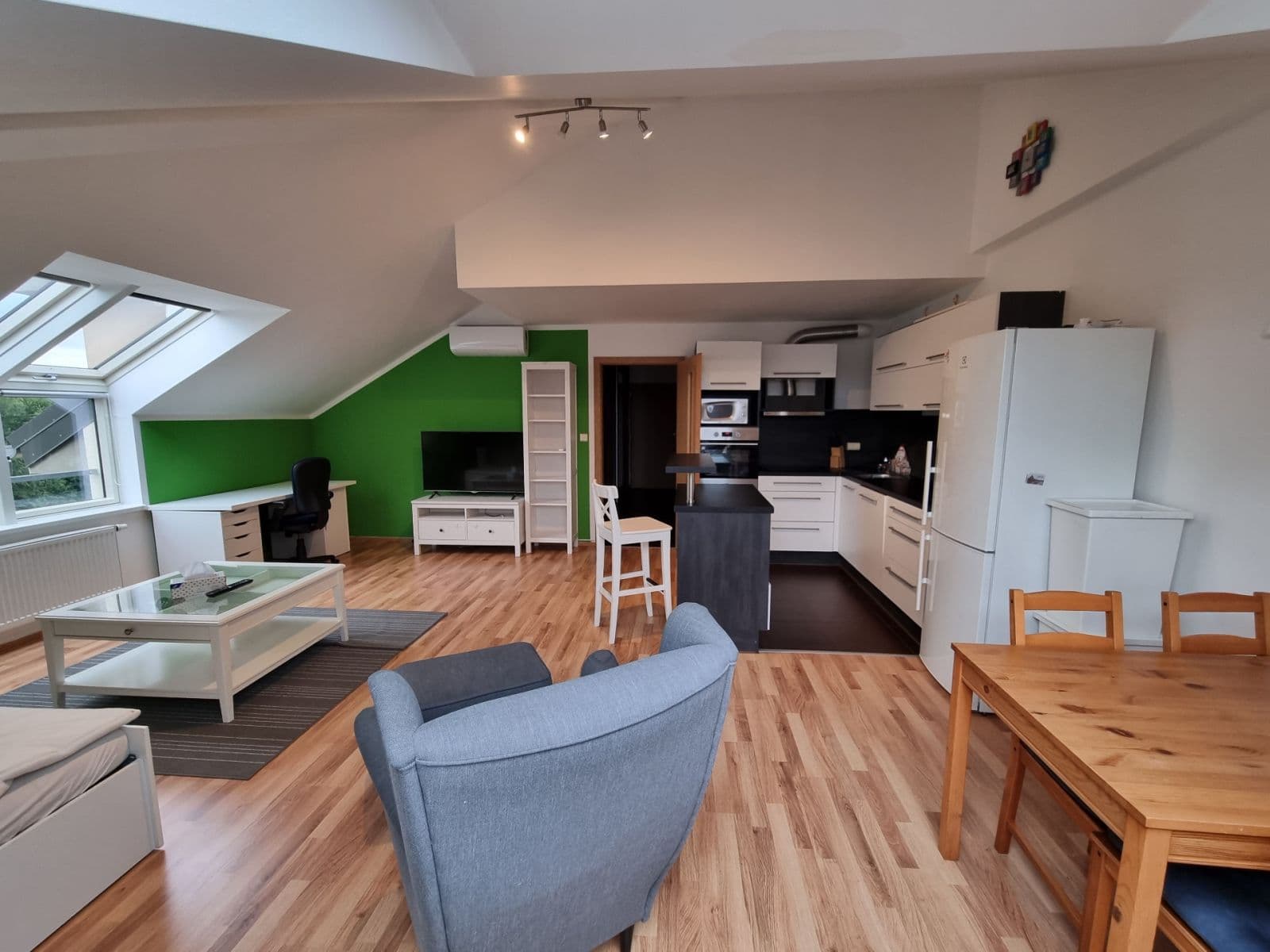 Prenájom bytu 2-izbový 70 m², Nad Statkem, Praha, Praha Prenájom bytu 2-izbový 70 m², Nad Statkem, Praha, Praha