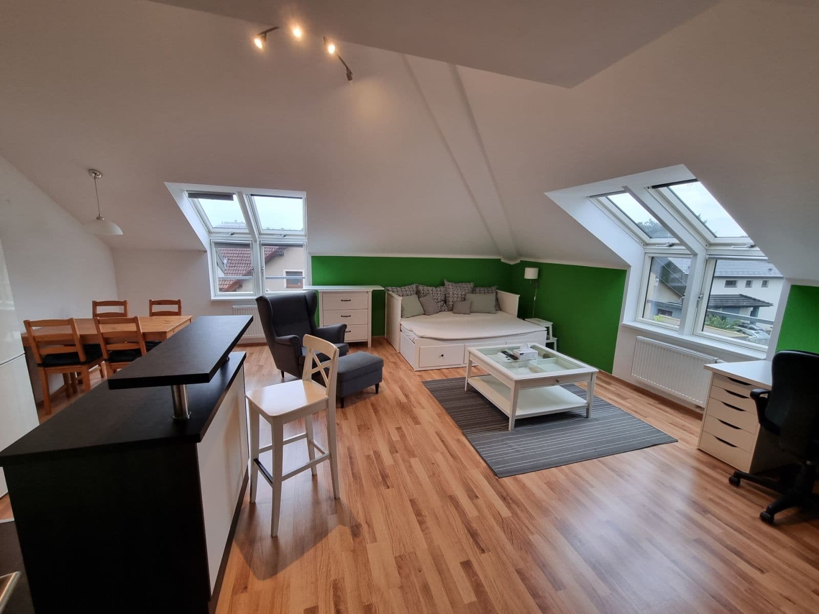 Prenájom bytu 2-izbový 70 m², Nad Statkem, Praha, Praha Prenájom bytu 2-izbový 70 m², Nad Statkem, Praha, Praha