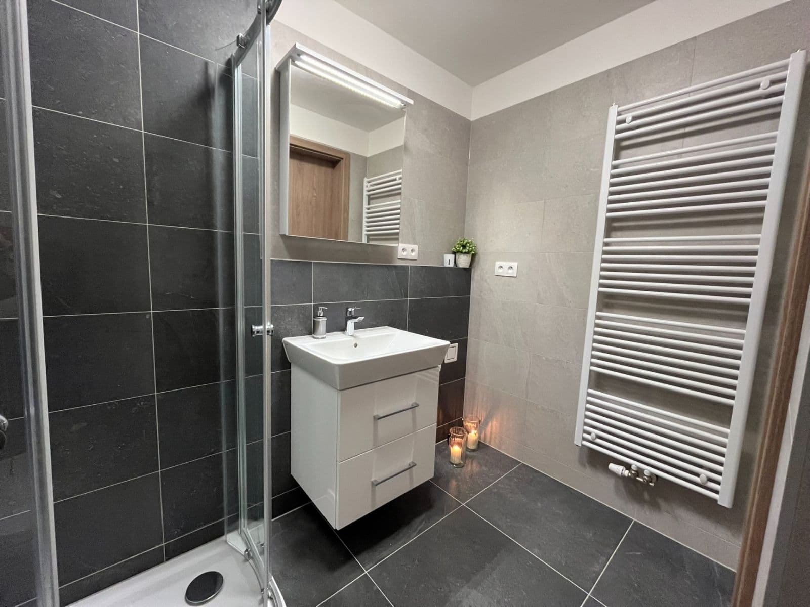 Prenájom bytu 2-izbový 52 m², Plk. Loudy, Kutná Hora, Středočeský kraj Prenájom bytu 2-izbový 52 m², Plk. Loudy, Kutná Hora, Středočeský kraj