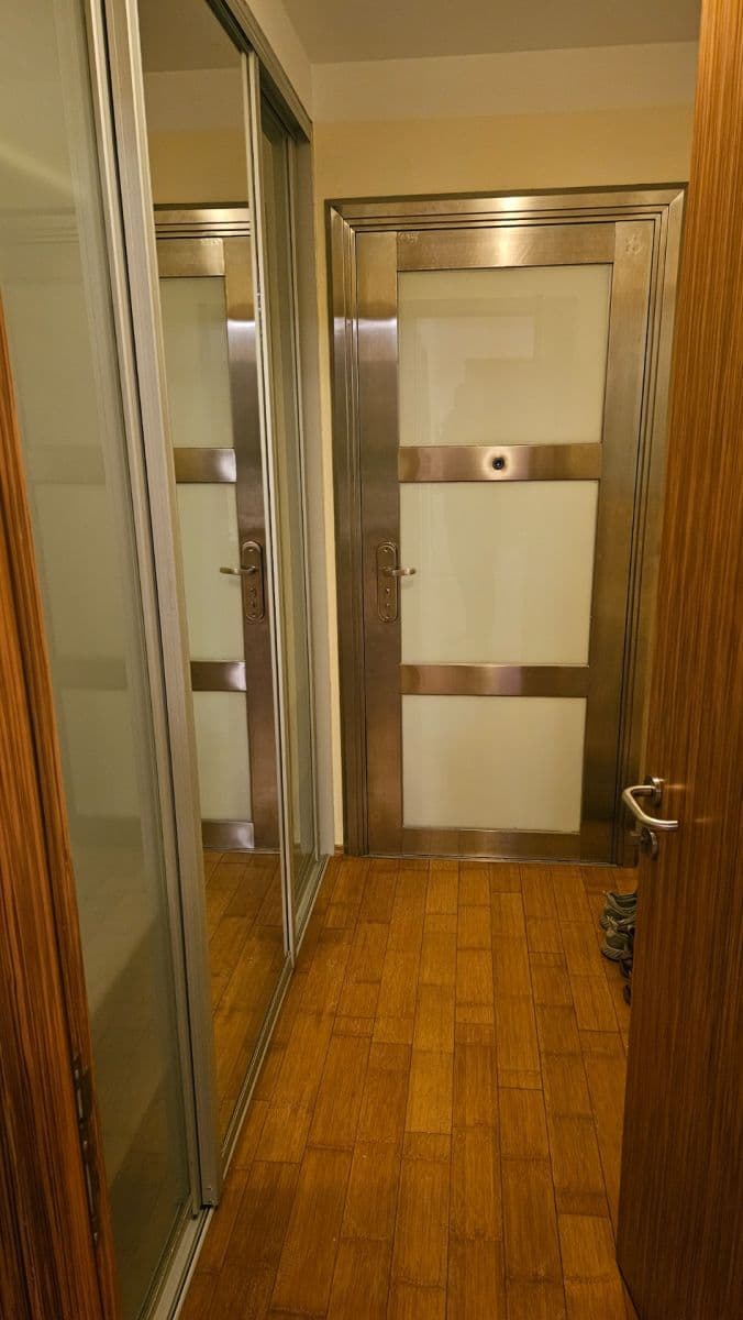 Prenájom bytu 2-izbový 47 m², V Lázních, Jesenice, Středočeský kraj Prenájom bytu 2-izbový 47 m², V Lázních, Jesenice, Středočeský kraj