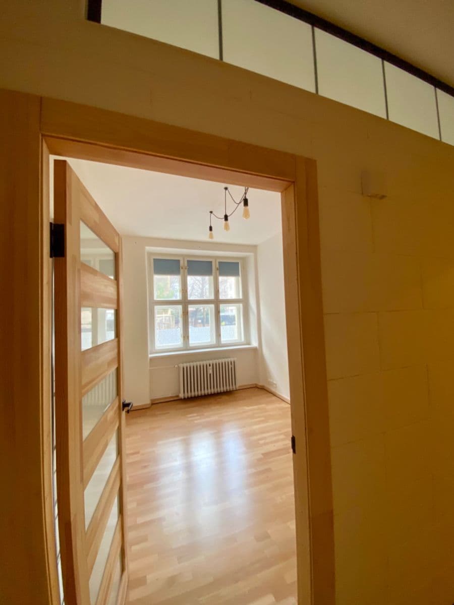 Prenájom bytu 2-izbový 51 m², Baranova, Praha, Praha Prenájom bytu 2-izbový 51 m², Baranova, Praha, Praha