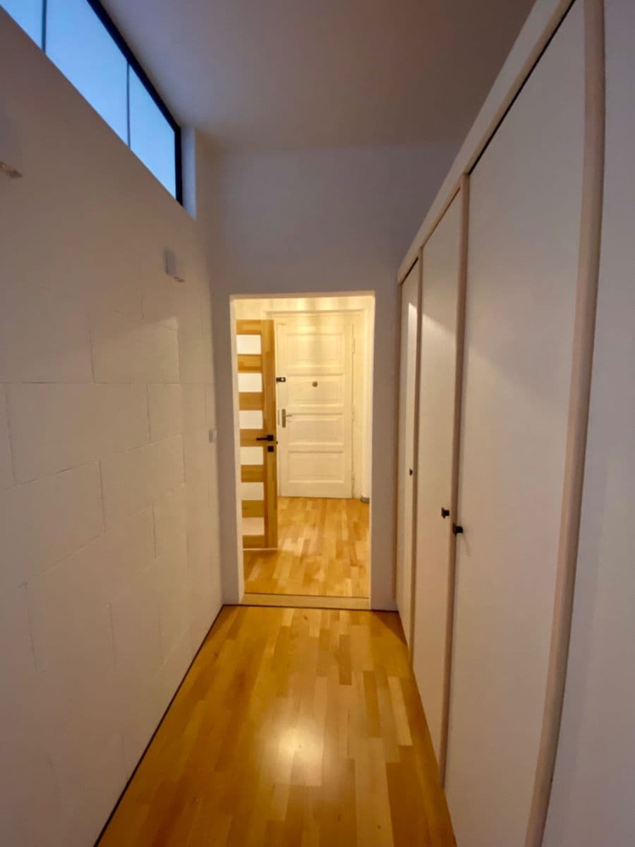 Prenájom bytu 2-izbový 51 m², Baranova, Praha, Praha Prenájom bytu 2-izbový 51 m², Baranova, Praha, Praha