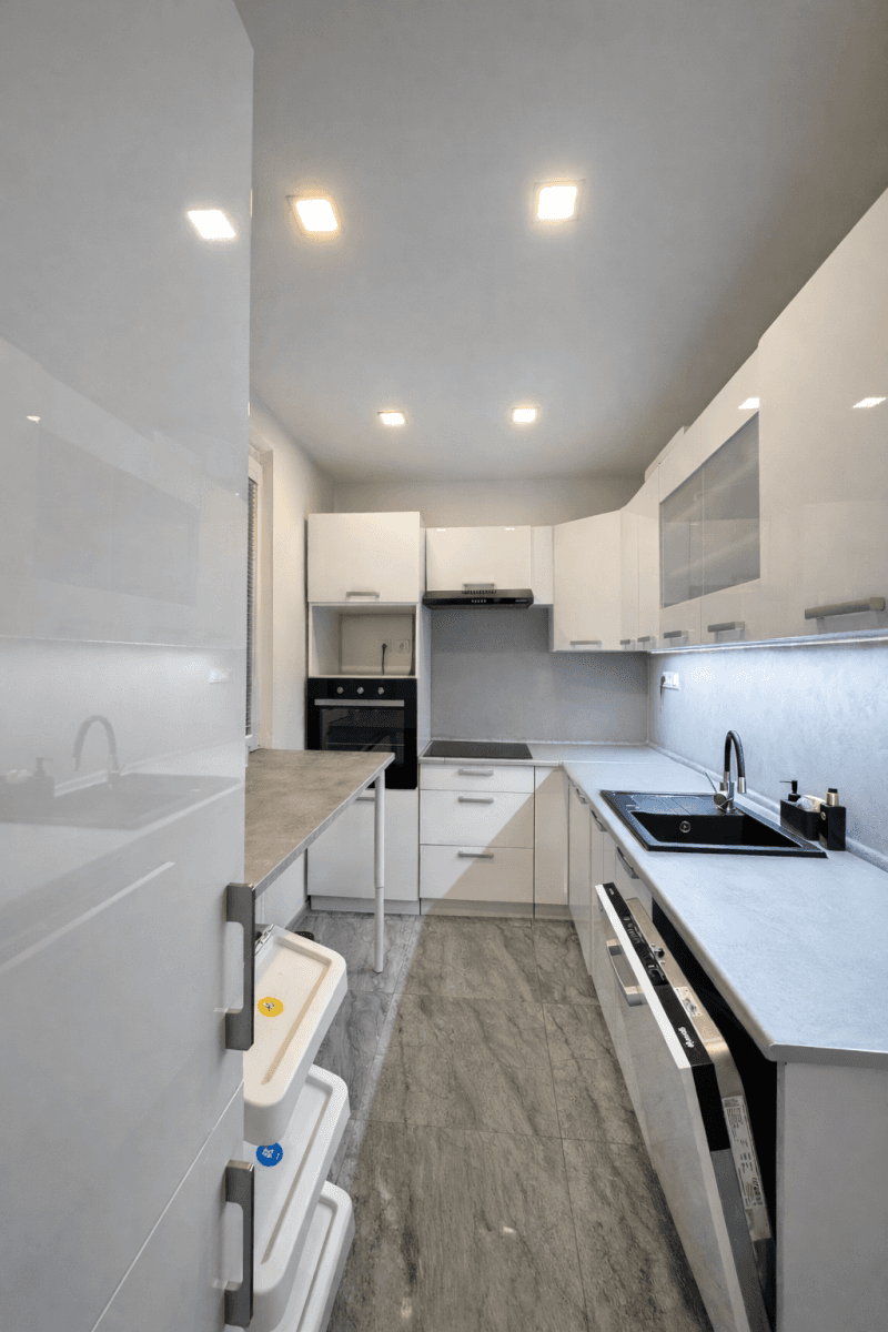 Prenájom bytu 2-izbový 55 m², Školská, Karviná, Moravskoslezský kraj Prenájom bytu 2-izbový 55 m², Školská, Karviná, Moravskoslezský kraj