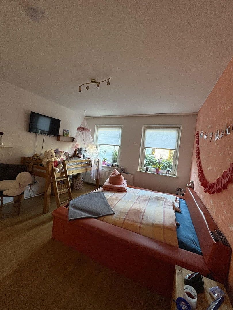 Predaj domu 225 m², pozemek 740 m², Ringstraße 61, Bad Sachsa, Dolné Sasko Predaj domu 225 m², pozemek 740 m², Ringstraße 61, Bad Sachsa, Dolné Sasko